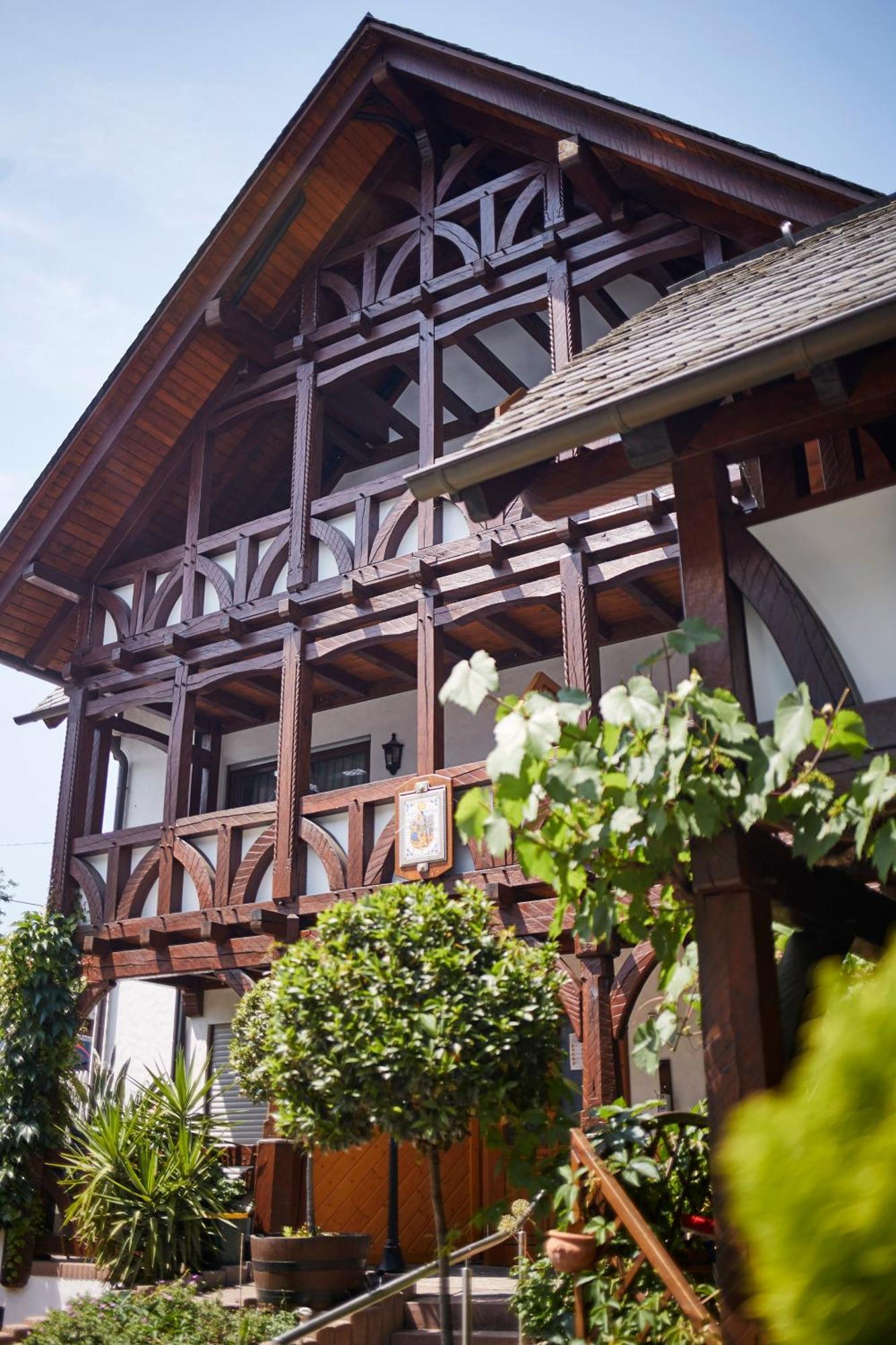Weinhaus Lenz Hotel Briedern Exterior photo